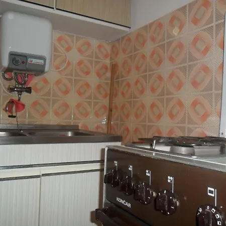 Apartamento Robinson Vrgada
